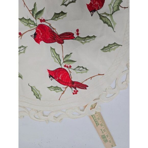 Round Christmas Red Cardinal Embroidered Lace Table Topper 16" - Picture 4 of 10